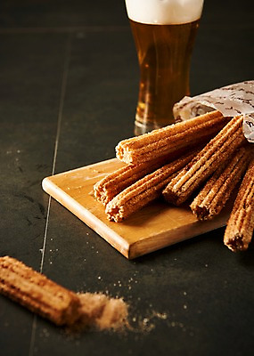 포토 JPG 음식 디저트 맥주 사람없음 아웃포커스 튀김 안주 츄러스 국내포토 주류 촬영기법 파일형식