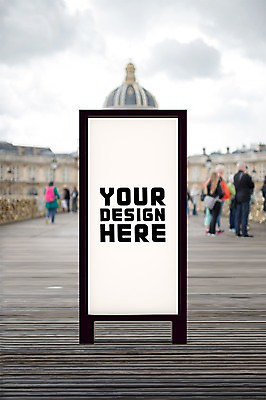 PSD 편집 편집이미지 광고판 사람 여러명 그래픽 관광지 3D 디지털합성 합성 데크 옥외간판 옥외광고 키오스크 디지털아트 목업 편집실사 편집3D 여행 다수 간판 알림판 CG 판 파일형식