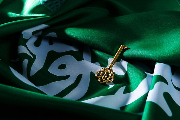 포토 JPG 나라 아시아 상징 열쇠 사람없음 세계 글로벌 깃발 국기 사우디아라비아 국내포토 중동 파일형식