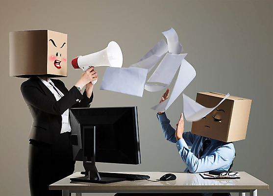 PSD 편집이미지 여자 남자 회사 스트레스 직장 서기 들기 앉기 상반신 20대 성인 두명 앞모습 옆모습 30대 컴퓨터 확성기 업무 문서 야근 잔업 이미지편집 뷰포인트 비즈니스 모션 사람 청년 장년 전자제품 작업 파일형식