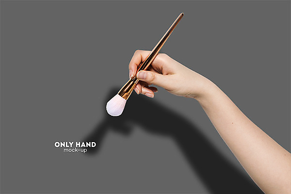 PSD 편집 편집이미지 손 여자 한손 그림자 한명 들기 손짓 신체부위 화장 뷰티 전단 합성 메이크업브러쉬 목업 이미지편집 1 모션 사람 붓 홍보물 파일형식