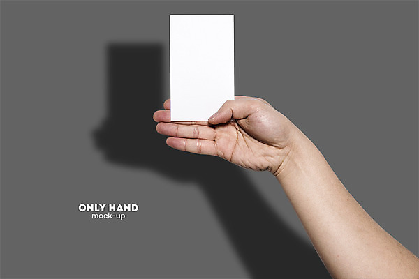 PSD 편집 편집이미지 손 남자 종이 명함 사각프레임 프레임 한손 그림자 한명 들기 손짓 신체부위 메모지 전단 합성 목업 이미지편집 1 모션 사람 사각형 사무용품 홍보물 파일형식