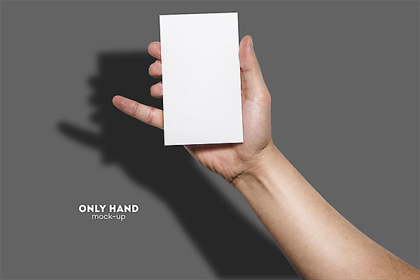 PSD 편집 편집이미지 손 남자 종이 명함 사각프레임 프레임 한손 그림자 한명 들기 손짓 신체부위 메모지 전단 합성 목업 이미지편집 1 모션 사람 사각형 사무용품 홍보물 파일형식