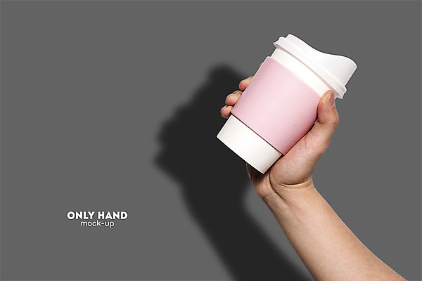 PSD 편집 편집이미지 손 남자 커피 한손 그림자 한명 들기 손짓 신체부위 잡기 종이컵 전단 합성 바리스타 테이크아웃컵 홀더 목업 이미지편집 직업 1 음료 모션 사람 컵 일회용 홍보물 파일형식