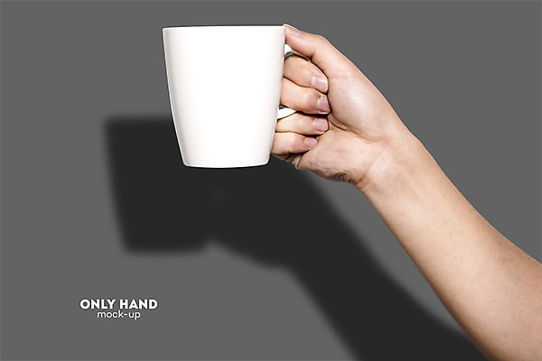 PSD 편집 편집이미지 손 남자 커피 한손 그림자 한명 들기 손짓 신체부위 컵 머그컵 커피잔 전단 합성 바리스타 아메리카노 에스프레소 목업 이미지편집 직업 1 식기 음료 모션 잔 사람 홍보물 파일형식