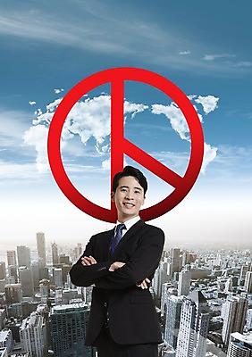 PSD 편집이미지 남자 한명 미소 빌딩 상반신 성인 앞모습 30대 팔짱 한국인 비즈니스맨 투표 선거 성인남자한명만 이미지편집 1 뷰포인트 비즈니스 모션 표정 사람 동양인 건물 장년 직장인 민주주의 남자한명만 성인남자만 파일형식