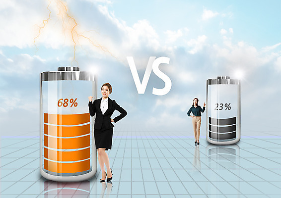 전신 PSD 편집이미지 여자 서기 20대 성인 두명 앞모습 30대 경쟁 한국인 비즈니스우먼 투표 선거 베터리 성인여자만 이미지편집 뷰포인트 컨셉 비즈니스 모션 사람 동양인 청년 장년 직장인 민주주의 여자만 성인만 파일형식