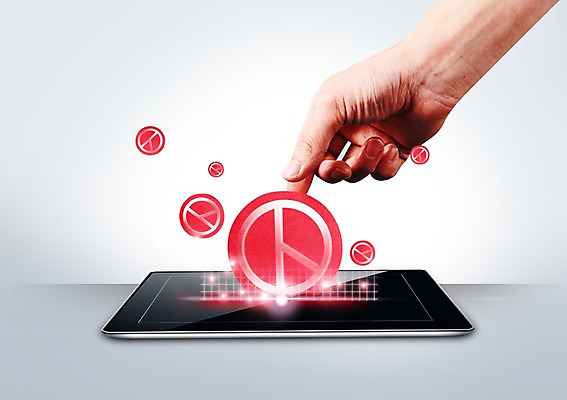 PSD 편집이미지 손 한명 신체부위 태블릿 투표 선거 모바일투표 이미지편집 1 사람 전자제품 스마트기기 민주주의 파일형식