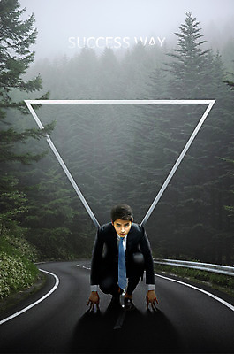 전신 PSD 편집이미지 남자 도로 비즈니스 성공 한명 20대 성인 앞모습 달리기 경쟁 한국인 삼각형 출발 준비자세 성인남자한명만 이미지편집 도형 1 길 뷰포인트 포즈 컨셉 교통시설 모션 사람 동양인 청년 준비 남자한명만 성인남자만 파일형식