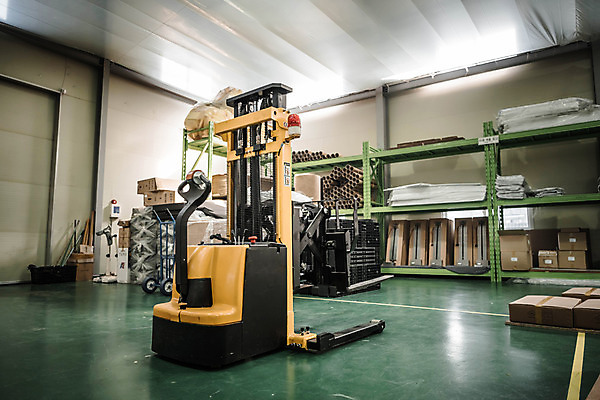 포토 JPG 공장 실내 사람없음 중장비 창고 산업현장 지게차 적재 국내포토 산업 공업 내부 산업장비 파일형식