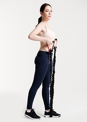 포토 JPG 스튜디오촬영 전신 여자 포즈 운동화 실내 건강 한명 서기 손짓 20대 성인 옆모습 운동복 운동 건강관리 헬스 한국인 튜빙밴드 성인여자한명만 국내포토 1 옷 뷰포인트 신발 모션 관리 사람 동양인 청년 내부 여자한명만 성인여자만 파일형식