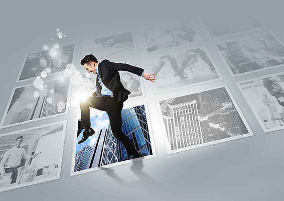 PSD 서양인 편집 편집이미지 여자 남자 비즈니스 회의 빌딩 여러명 20대 성인 점프 한국인 비즈니스맨 비즈니스우먼 탈출 사진틀 이미지편집 외국인 다수 컨셉 모션 틀 사람 동양인 청년 건물 직장인 파일형식