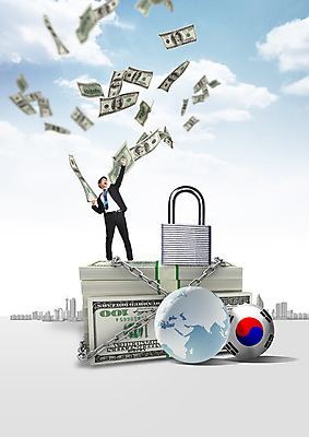 PSD 구름 편집 편집이미지 남자 지구 지폐 비즈니스 하늘 자물쇠 한명 서기 빌딩 성인 30대 금융 달러 글로벌비즈니스 기쁨 한국인 비즈니스맨 태극기 쇠사슬 보안 이미지편집 자연요소 1 감정 돈 모션 안전 사람 동양인 건물 장년 경제 글로벌 직장인 국기 파일형식