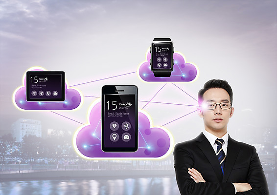 PSD 편집 편집이미지 남자 안경 비즈니스 스마트라이프 한명 상반신 20대 성인 스마트폰 스마트기기 태블릿 팔짱 한국인 비즈니스맨 스마트 구름모양 클라우드서비스 스마트워치 4차산업 이미지편집 모양 1 라이프스타일 잡화 산업 컨셉 모션 사람 동양인 청년 전자제품 핸드폰 직장인 서비스 웨어러블 파일형식 구름_자연