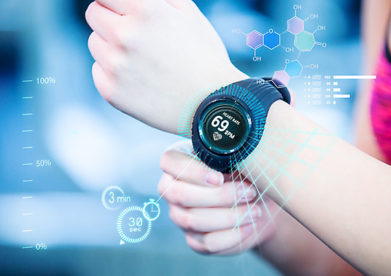 PSD 편집 편집이미지 손 한손 스마트라이프 한명 신체부위 스마트기기 운동 스마트 손목시계 홀로그램 웨어러블 스마트워치 4차산업 이미지편집 1 라이프스타일 산업 시계 컨셉 장신구 건강 사람 전자제품 파일형식