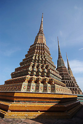 포토 JPG 해외이미지 디자인 건축양식 창문 태국 미술 경비 사람없음 장식 교회 사찰 우아함 아치 방콕 종탑 옛날 해외202004 해외포토 건축 아시아 컨셉 종교건축 문화예술 안전 건물 탑 보호 파일형식 이미지허브