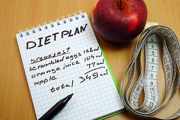 포토 JPG 해외이미지 라이프스타일 종이 음식 컨셉 다이어트 과일 설계 아이디어 건강 사람없음 목재 빨간색 약 건강관리 다이어리 식사 흰색 신선 도움 달콤 사과 몸무게 먹기 심볼 측정 오브젝트 건강식 숙성 적자 해외202004 해외포토 나무 컬러 재료 의학 모션 관리 생활 사무용품 맛 파일형식 이미지허브