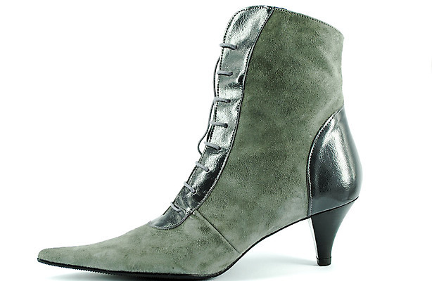 포토 JPG 해외이미지 모델 옷 신발 부츠 사람없음 유행 회색 우아함 큼 가죽 고립 해외202004 해외포토 컬러 컨셉 크기 파일형식 이미지허브