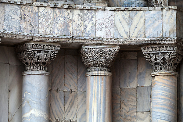 포토 JPG 해외이미지 조각 건축양식 이야기 미술 사람없음 성당 교회 이탈리아 무대 기둥 역사 메인 흔적 대리석 베네치아 안심 고딕 바실리카 우수 스타일 해외202004 해외포토 건축 유럽 재료 종교건축 문화예술 육류 건물 절기 파일형식 이미지허브