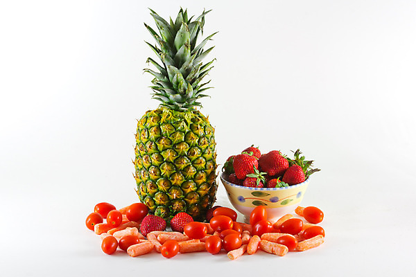 포토 JPG 해외이미지 열매 음식 토마토 채소 과일 딸기 건강 사람없음 당근 먹기 파인애플 총각무 해외202004 해외포토 식물 모션 뿌리채소 무 열대과일 파일형식 이미지허브