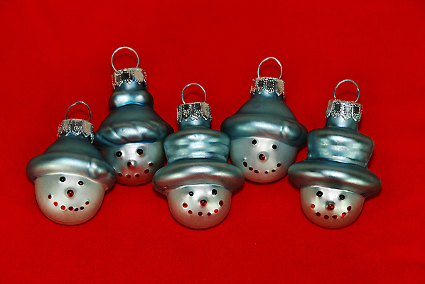 포토 JPG 해외이미지 나무 전통 계절 행복 백그라운드 크리스마스 눈사람 휴가 기념 미소 사람없음 장식 빨간색 흰색 축하 오브젝트 5 해외202004 해외포토 식물 기념일 감정 컬러 컨셉 표정 숫자 파일형식 이미지허브