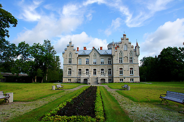 포토 JPG 해외이미지 나무 구름 전통 벽 여행 건축양식 자연 하늘 사람없음 초록색 파란색 탑 바위 성 중세 역사 보호 건축가 과거 고체 에스토니아 옛날 해외202004 해외포토 자연요소 식물 직업 건축물 건축 유럽 컬러 컨셉 돌_바위 생태계 파일형식 이미지허브