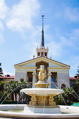 포토 JPG 해외이미지 손 바다 패턴 의자 탁자 하늘 바닥 어류 미술 사람없음 건물 물 조각상 반사 흰색 역 방향 오브젝트 천장 샹들리에 분무기 천연기념물 해외202004 해외포토 자연요소 건축물 컬러 가구 무늬 교통시설 문화예술 조명 신체부위 조형물 수중동물 파일형식 이미지허브