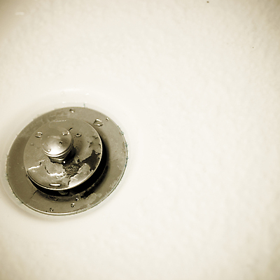 포토 JPG 해외이미지 모양 선 사람없음 물 빛 갈색 금속 젖음 흐름 욕실 신선 액체 개울 붓기 빨래 은색 소프트포커스 가난 오브젝트 화장실 변기 블러 세피아 미니멀리스트 미니멀 해외202004 해외포토 자연요소 컬러 컨셉 가사 모션 재질 촬영기법 강 파일형식 이미지허브