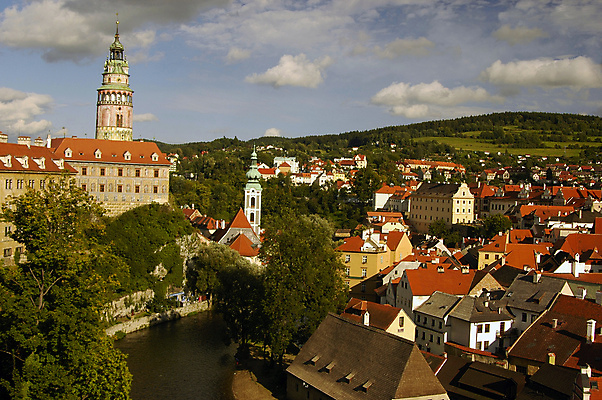 포토 JPG 해외이미지 구름 유럽 여행 건축양식 창문 하늘 지붕 휴가 거리 파노라마 미술 사람없음 건물 강 조각상 성당 교회 탑 역사 타일 체코 타운 공화국 보헤미아 해외202004 해외포토 자연요소 건축물 건축 나라 종교건축 문화예술 촬영기법 조형물 도시 파일형식 이미지허브