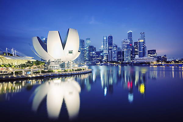 포토 JPG 해외이미지 아시아 전통문화 바다 사람없음 야자수 사무실 반사 일출 고층빌딩 동남아시아 황혼 일몰 도시 야간 박물관 빛망울 싱가폴 명승지 해외202004 해외포토 자연요소 나무 전통 나라 문화 비즈니스 풍경 빌딩 빛 노을 파일형식 이미지허브