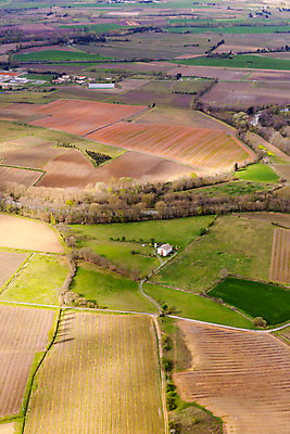 포토 JPG 해외이미지 계절 백그라운드 밭 농업 자연 하늘 영국 잉글랜드 안테나 파노라마 풍경 사람없음 초록색 물 농장 농경지 환경 봄 수확 성장 시골 황금 플랫 모서리 가장자리 숲 땅 밀 장면 모자이크 나누기 땅바닥 조감도 그리너리 해외202004 해외포토 자연요소 유럽 산업 컬러 통신 곡류 바닥 촬영기법 수학 둘레 생태계 사칙연산 파일형식 트랜드컬러 이미지허브