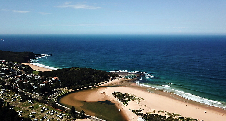 포토 JPG 해외이미지 라이프스타일 호수 모래 바다 여행 하늘색 자연 하늘 휴가 안테나 파노라마 풍경 해변 사람없음 야외 초록색 물 파란색 도시풍경 모래사장 햇빛 머리 환경 맑음 자유 호주 암초 북쪽 시드니 헤드랜드 해외202004 해외포토 자연요소 컬러 컨셉 통신 날씨 촬영기법 생활 신체부위 태양 도시 오세아니아 방향 생태계 파일형식 이미지허브