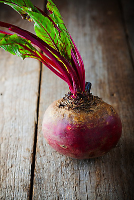 포토 JPG 해외이미지 식물 계절 음식 줄기 잎 다이어트 채소 탁자 사람없음 가로 빨간색 초록색 농작물 신선 원형 다발 상쾌 유기농 날것 뿌리 먼지 건강식 채소밭 비트 숙성 채식주의자 개조 해외202004 해외포토 도형 웰빙 감정 컬러 가구 밭 농업 건강 채식 파일형식 이미지허브