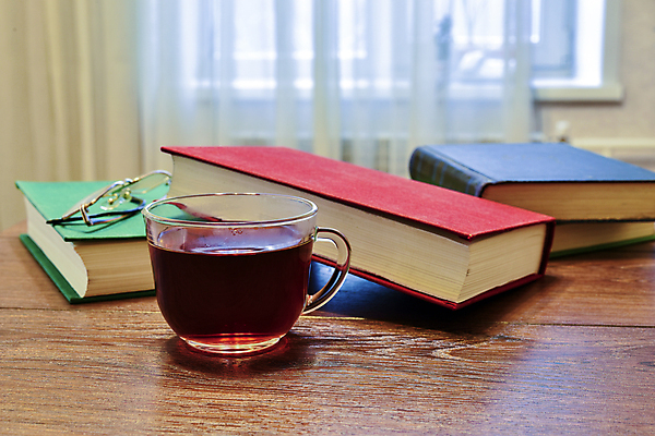 포토 JPG 해외이미지 모양 템플릿 디자인 교육 종이 음료 과학 백그라운드 학교 탁자 사람없음 목재 책 컵 빨간색 파란색 스터디 독서 덮개 차 상쾌 대학교 레이아웃 복고 심플 페이지 단절 옛날 많음 해외202004 해외포토 나무 식기 감정 컬러 가구 컨셉 재료 학습 뚜껑 파일형식 이미지허브