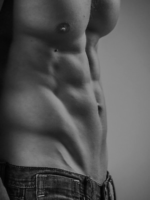 포토 JPG 해외이미지 백인 모델 1 남자 스포츠 백그라운드 신체 근육 탈의 건강 한명 사람 성인 운동 검은색 힘 청바지 보디빌더 연습 몸통 무거움 복근 운동가 완전 해외202004 해외포토 서양인 컬러 컨셉 바지 신체부위 무게 보디빌딩 파일형식 이미지허브