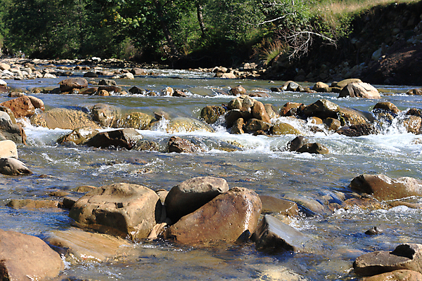 포토 JPG 해외이미지 나무 공원 모션 자연 하늘 표면 산 풍경 사람없음 야외 목재 가로 초록색 물 파란색 강 일출 침묵 흐름 추위 안개 바위 소나무 떨어짐 숲 장면 지역 우크라이나 전국 해외202004 해외포토 자연요소 식물 공공시설 유럽 컬러 컨셉 재료 날씨 노을 소리 돌_바위 생태계 파일형식 이미지허브