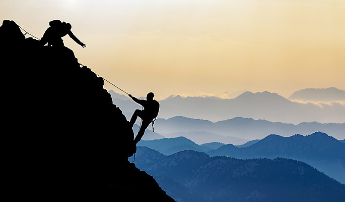포토 JPG 해외이미지 실루엣 밧줄 성공 산 사람없음 힘 자유 목표 결심 무료 어려움 헬프 해외202004 해외포토 줄 컨셉 촬영기법 도움 파일형식 이미지허브