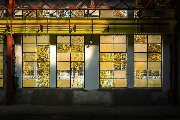포토 JPG 해외이미지 산업 벽 백그라운드 건축양식 창문 공장 바닥 프레임 직장 실내 그림자 사람없음 내부 건물 빛 햇빛 태양 반사 검은색 어둠 방 수확 도시 시간 위험 버리기 창고 과거 먼지 그런지 깨짐 옛날 파멸 오싹 해외202004 해외포토 자연요소 건축물 건축 컬러 컨셉 농업 회사 공업 모션 파일형식 소멸 이미지허브