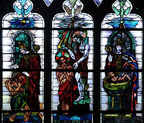 포토 JPG 해외이미지 종교 미술 사람없음 빨간색 파란색 교회 성경 프랑스 역사 해외202004 해외포토 유럽 컬러 종교용품 종교건축 문화예술 건물 파일형식 이미지허브