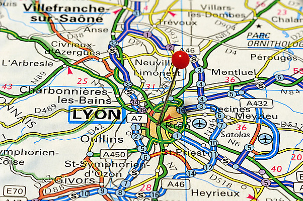 포토 JPG 해외이미지 여행 백그라운드 컨셉 세계지도 지도 교통시설 휴가 사람없음 관광지 도시풍경 장비 프랑스 도시 배열 방향 시티라이프 타운 구성 리옹 명승지 정물화 해외202004 해외포토 라이프스타일 유럽 교통 풍경 세계 시설 그림 파일형식 이미지허브