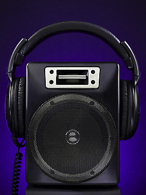 포토 JPG 해외이미지 음악 사람없음 전자제품 세트 금속 보라색 검은색 헤드폰 확성기 힘 소리 장비 은색 오디오 시스템 시끄러움 원뿔 스테레오 뮤지컬 베이스 해외202004 해외포토 도형 컬러 음향기기 재질 현악기 문화예술 파일형식 이미지허브