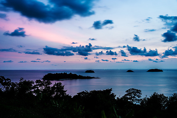 포토 JPG 해외이미지 구름 파도 바다 여행 백그라운드 오렌지 자연 하늘 산 풍경 사람없음 빨간색 물 여름 파란색 빛 컬러풀 햇빛 태양 반사 노란색 일출 황혼 일몰 새벽 저녁 폭풍우 수평선 해외202004 해외포토 자연요소 계절 컬러 과일 노을 비_날씨 야간 자연재해 생태계 파일형식 이미지허브