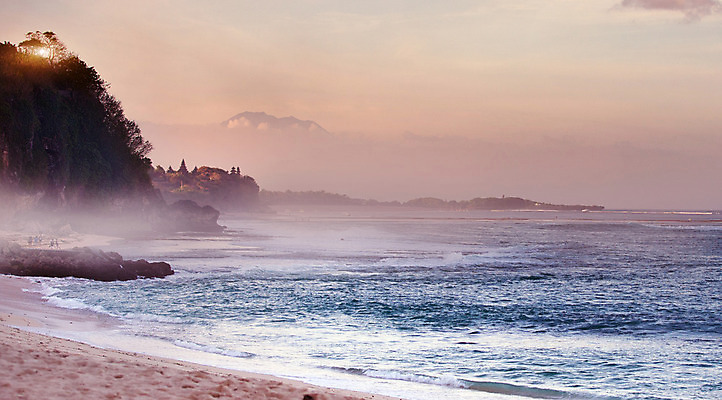 포토 JPG 해외이미지 나무 구름 모래 파도 바다 여행 백그라운드 자연 하늘 휴가 풍경 사람없음 야외 초록색 물 여름 파란색 빛 태양 맑음 흰색 만 암초 남쪽 내추럴 수평선 해외202004 해외포토 자연요소 식물 계절 컬러 날씨 방향 생태계 파일형식 이미지허브