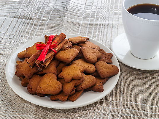 포토 JPG 해외이미지 전통 음식 빵 백그라운드 크리스마스 재료 사람없음 갈색 노란색 쿠키 케이크 원형 그룹 달콤 맛 굽기 향신료 매움 향 후추 흙더미 시나몬 페스츄리 해외202004 해외포토 도형 기념일 컬러 컨셉 디저트 흙 구이 향미료 파일형식 더미 이미지허브