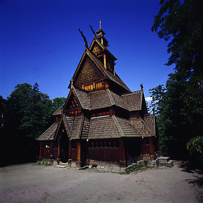 포토 JPG 해외이미지 건축양식 노르웨이 사람없음 목재 교회 중세 해외202004 해외포토 나무 건축 유럽 재료 종교건축 건물 역사 파일형식 이미지허브