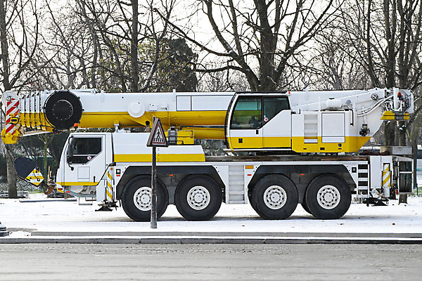 포토 JPG 해외이미지 외관 산업 모바일 사람없음 야외 장비 도구 기중기 상업 리프트 짐차 무거움 리프팅 해외202004 해외포토 자동차 중장비 무게 파일형식 이미지허브