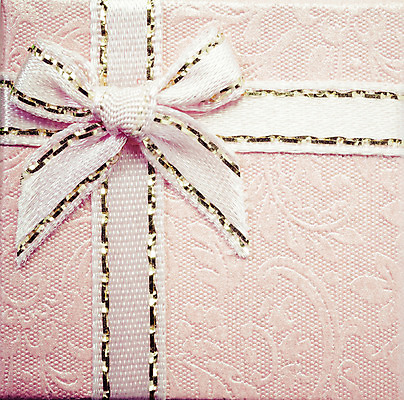 포토 JPG 해외이미지 계절 기념일 행복 리본 분홍색 결혼 크리스마스 비즈니스 휴가 기념 프레임 발렌타인데이 선물 사랑 이벤트 사람없음 쇼핑 상자 파티 세일 축제 놀람 흰색 축하 인사 신용카드 생일 닫기 활 초대 소원 카피스페이스 해외202004 해외포토 감정 컬러 컨셉 모션 데이이벤트 표정 금융 공백 예절 파일형식 이미지허브