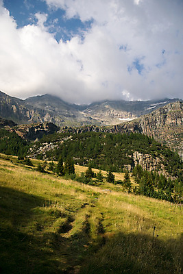 포토 JPG 해외이미지 구름 유럽 여행 자국 하늘 날씨 휴가 산 사람없음 여름 이탈리아 하이킹 알프스 해외202004 해외포토 자연요소 계절 나라 레저 파일형식 이미지허브