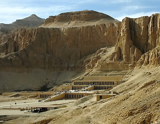 포토 JPG 해외이미지 모래 건축양식 산 이집트 사람없음 강 세계 조각상 사막 사찰 보트 역사 땅 호기심 폐허 피라미드 스핑크스 기념물 거인 여신 옛날 파라오 해외202004 해외포토 건축물 건축 감정 컨셉 배_교통 종교건축 아프리카 조형물 랜드마크 파일형식 이미지허브