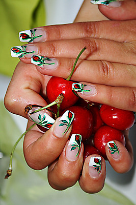 포토 JPG 해외이미지 손 여자 꽃 백그라운드 신체 손가락 건강 관리 한명 사람 치료 유행 상점 스파 화장품 엄지손가락 신선 못 화려 우아함 손톱관리 손톱 피부 순수 광택 내추럴 프랑스어 고립 돌봄 위생관리 스타일 해외202004 해외포토 식물 문자 1 컨셉 의학 모션 신체부위 뷰티 공구 네일아트 파일형식 이미지허브